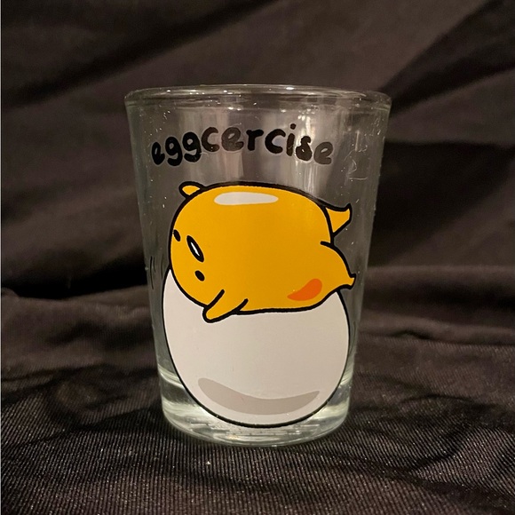 Sanrio Gudetama The Lazy Egg Shot Glass Set Of 4 1.5oz New In Box - Picture 6 of 7